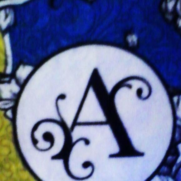 Meet your Posher, Amie - Picture 1 of 1